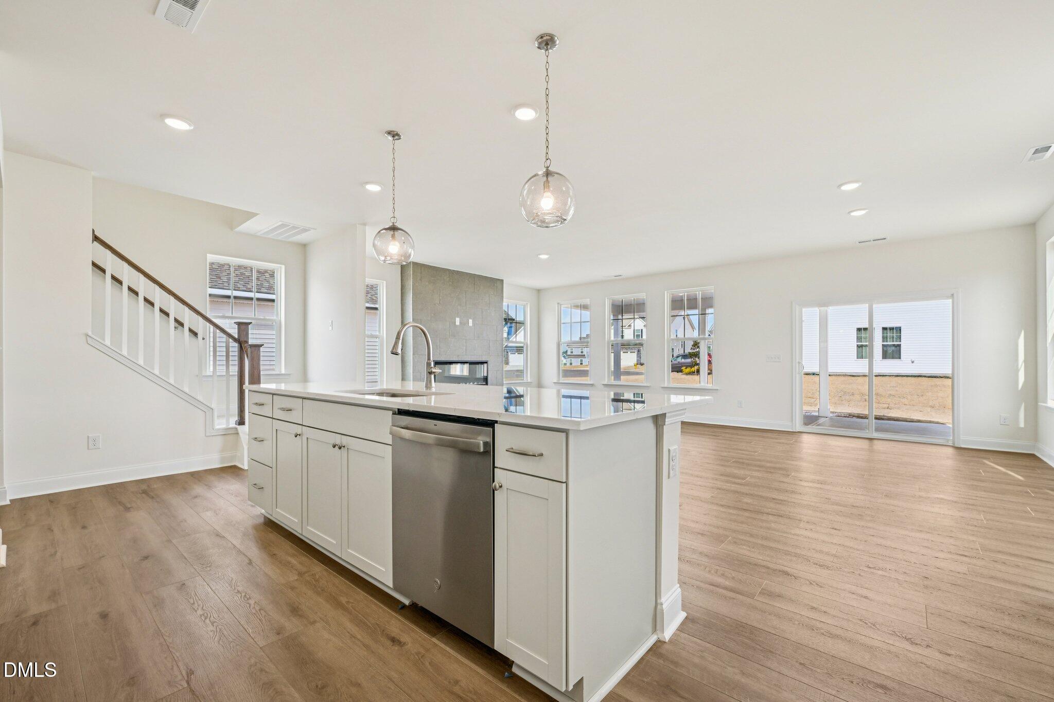 1069 Channel Drop Loop