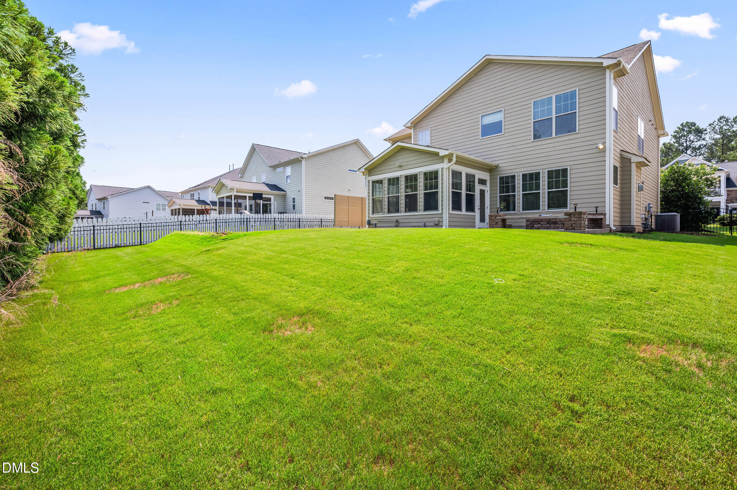 75 Wilders Woods Grove Lane