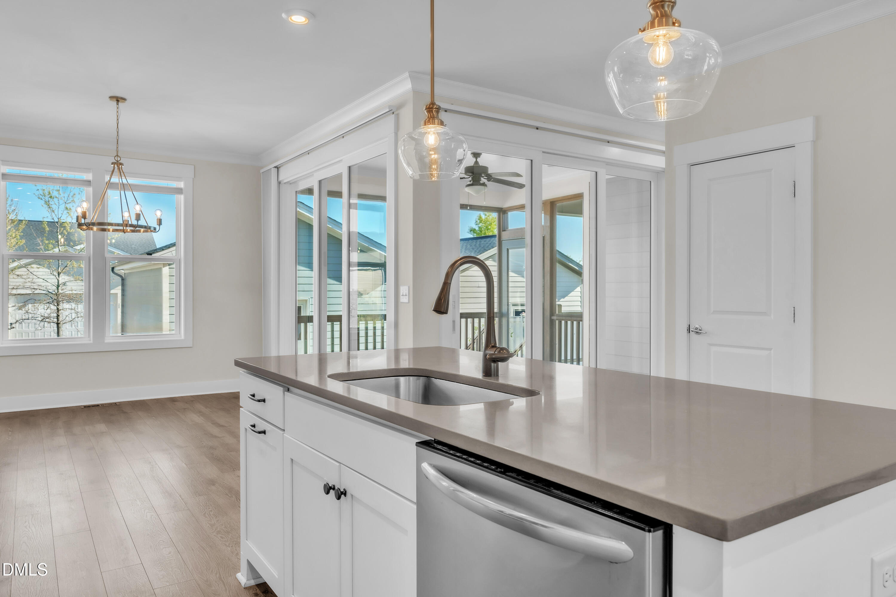 303 Quarter Gate Trace