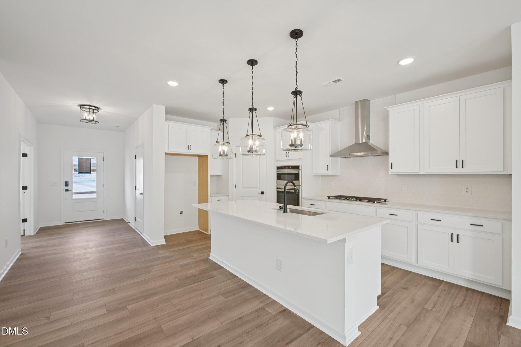 921 Fetching Place 374