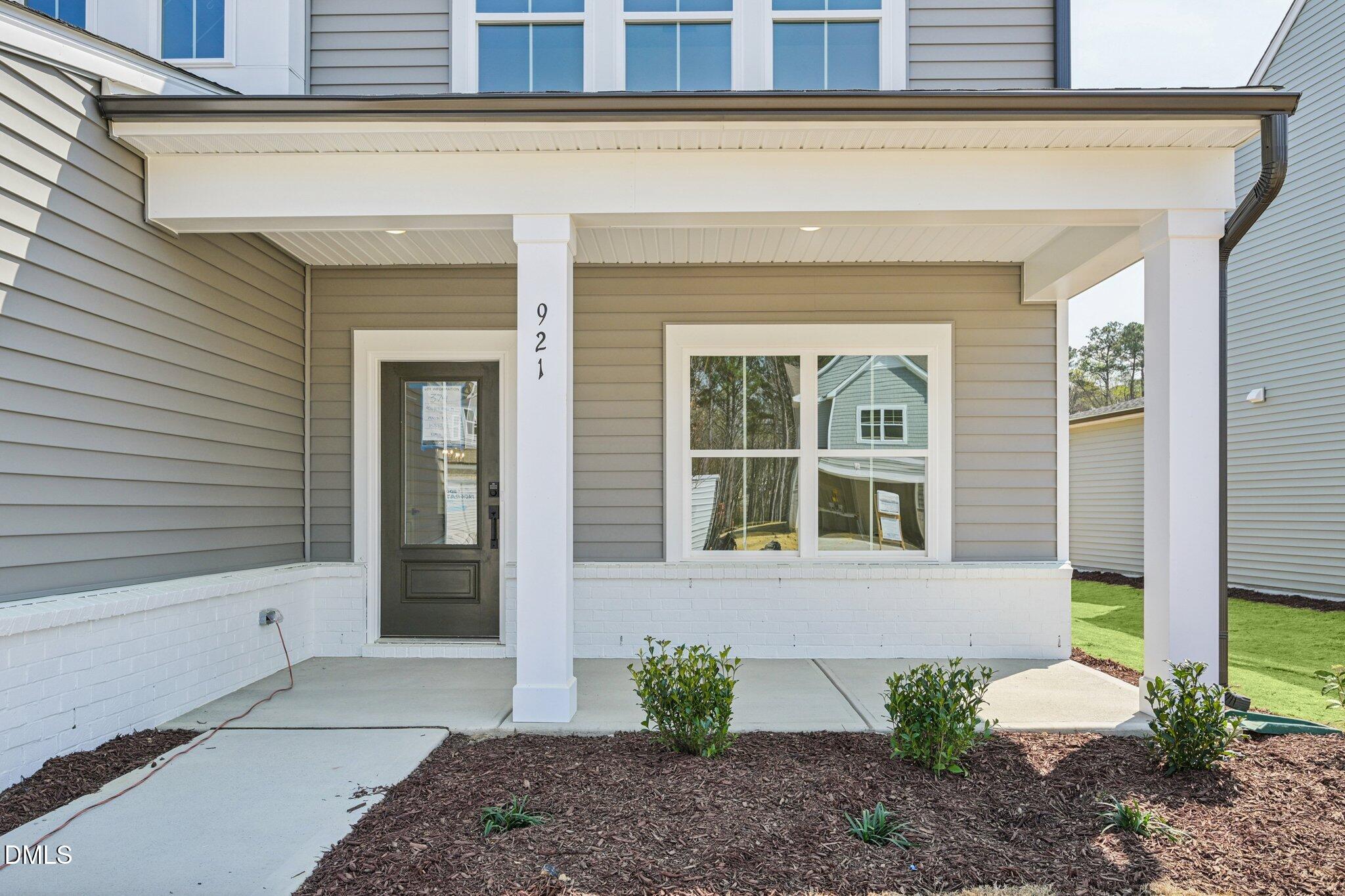 921 Fetching Place 374