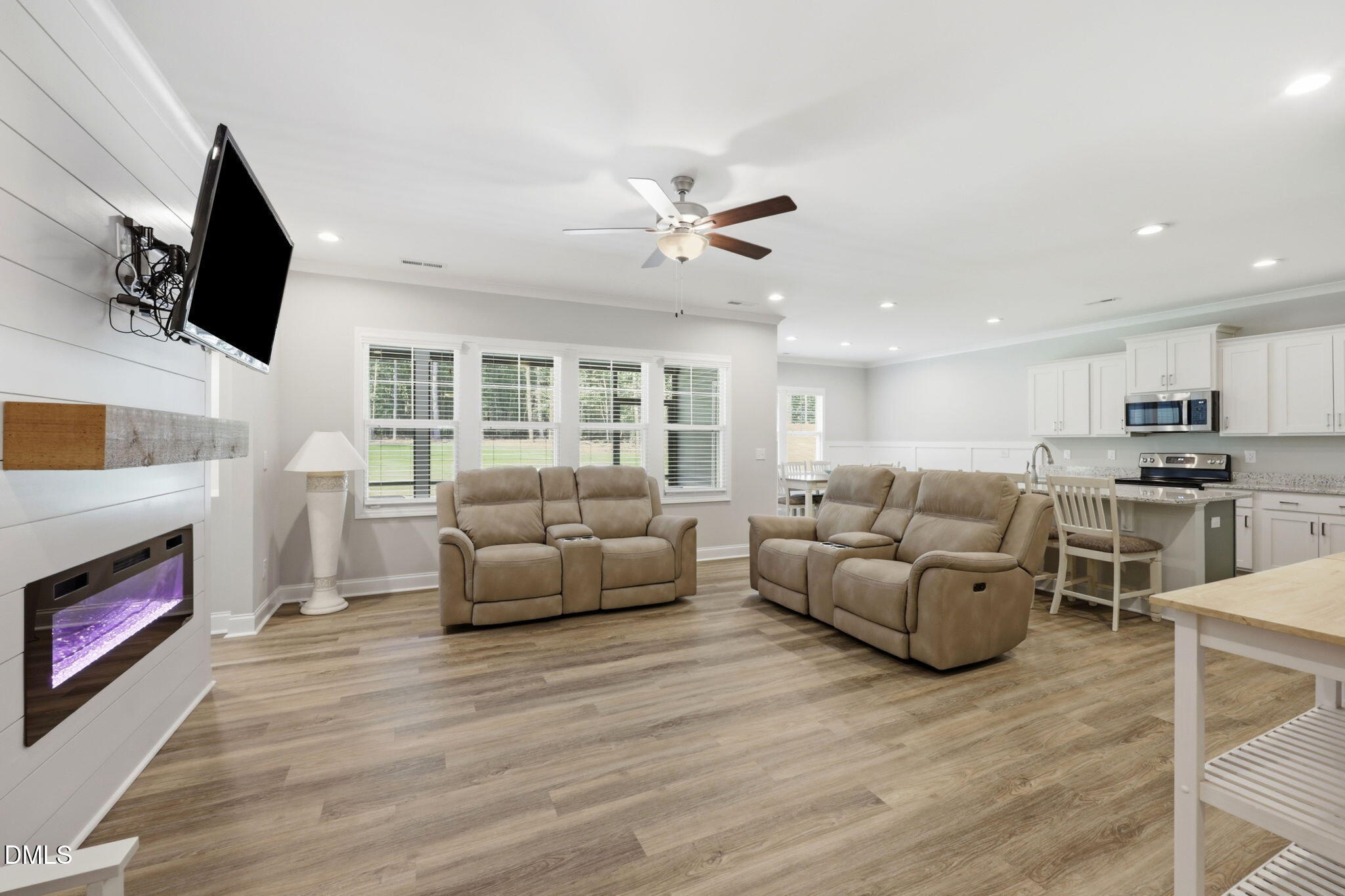 189 Red River Drive