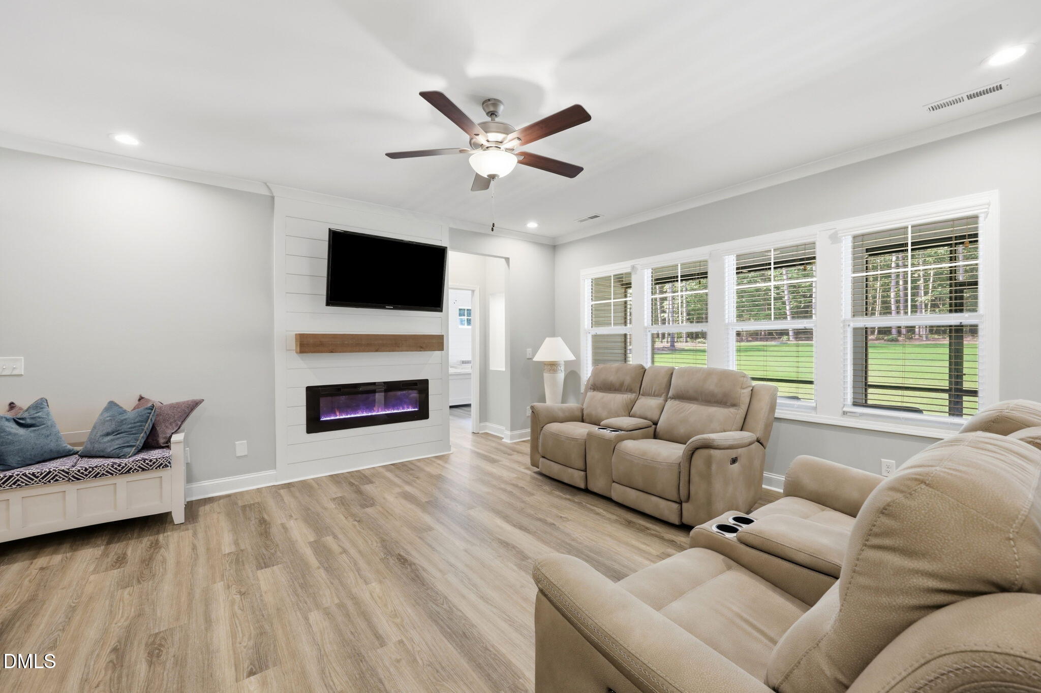 189 Red River Drive