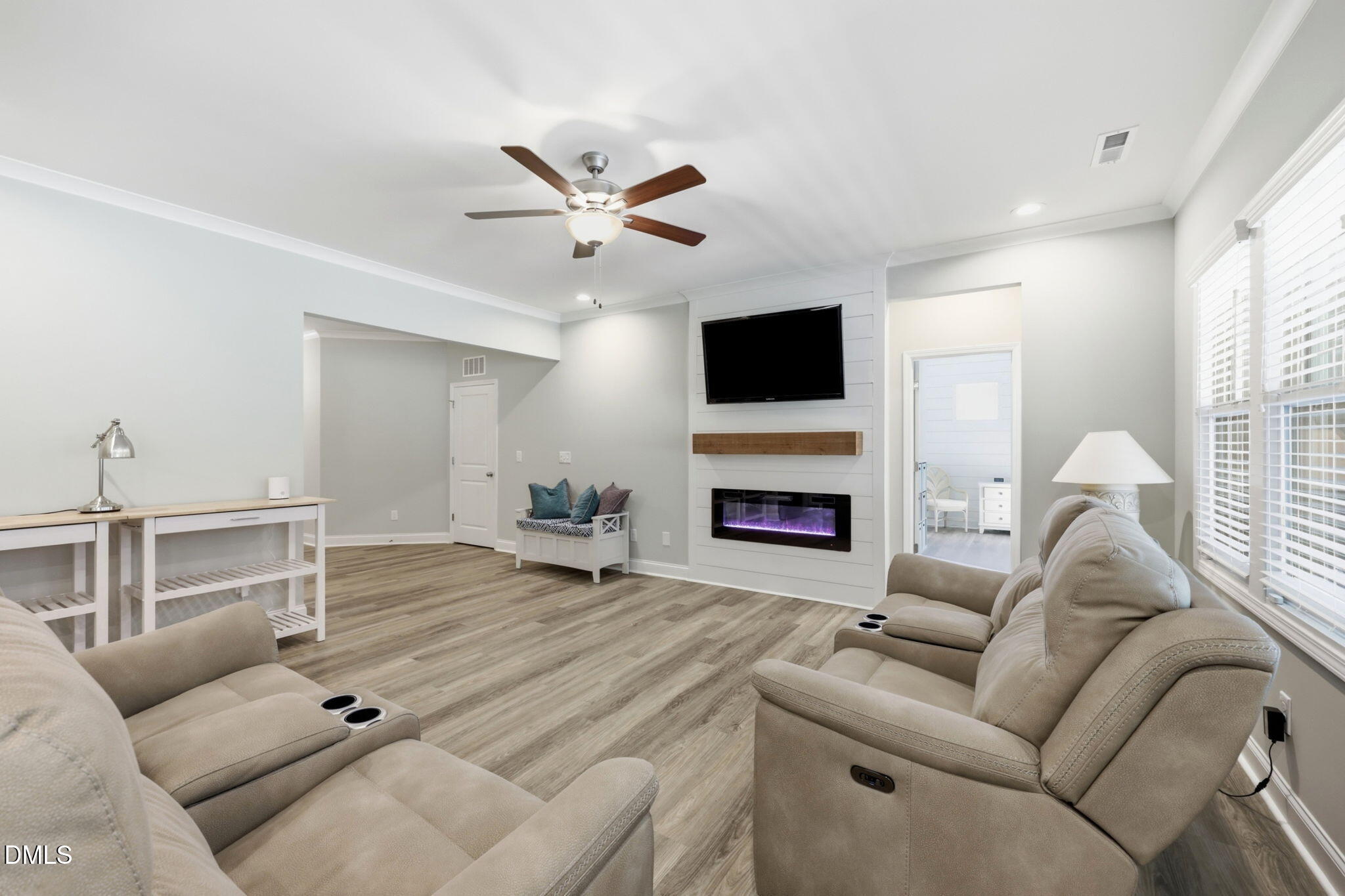 189 Red River Drive