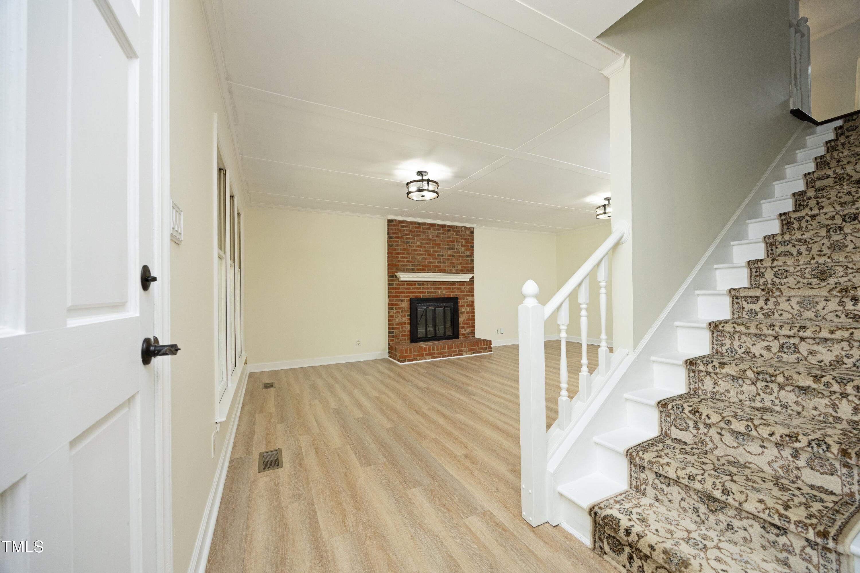 409 Glaive Drive