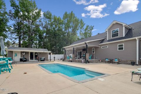 Single Family Residence in Four Oaks NC 1955 Juniper Church Road 58.jpg