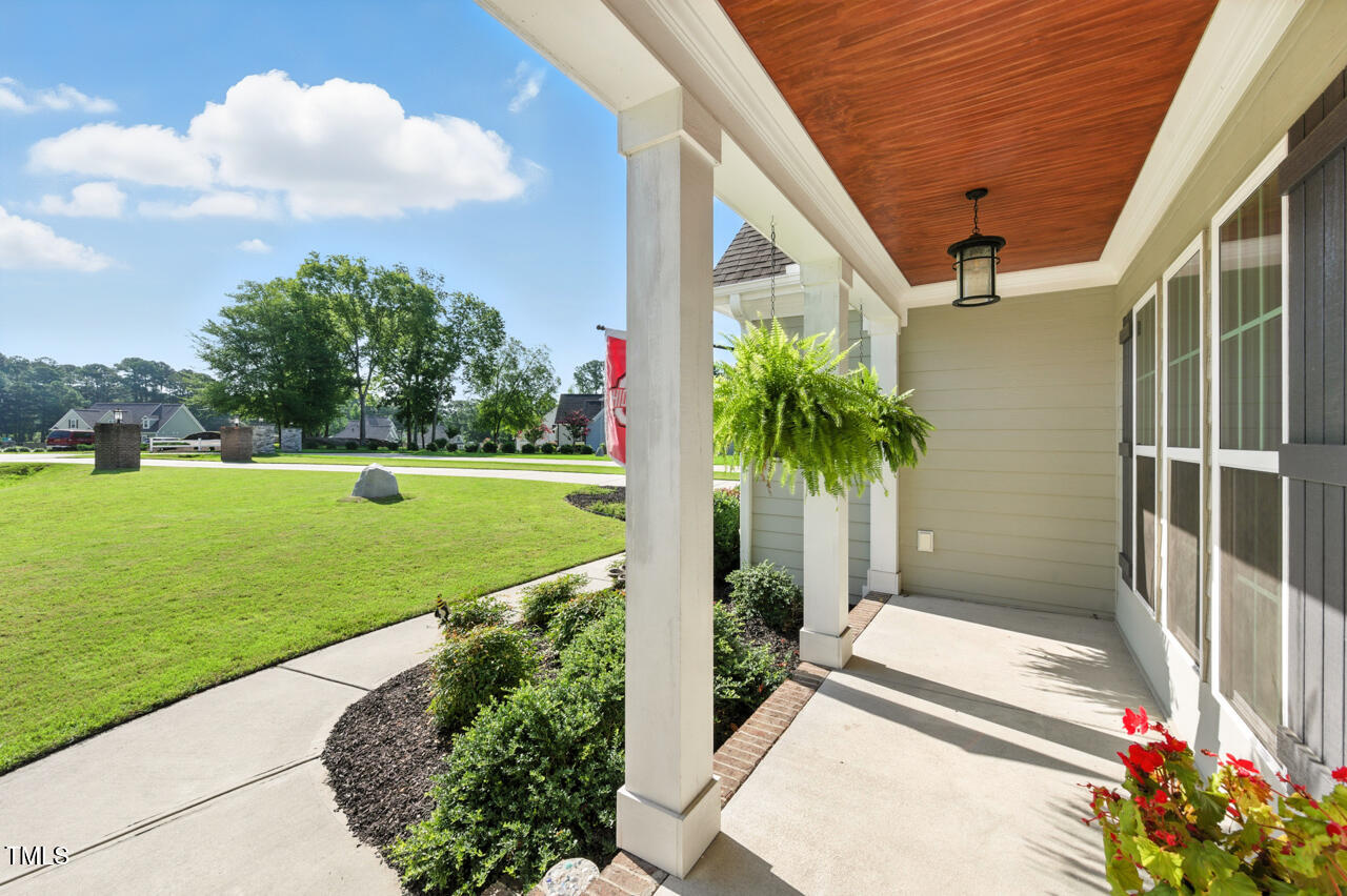 4704 Jackson Oaks Court