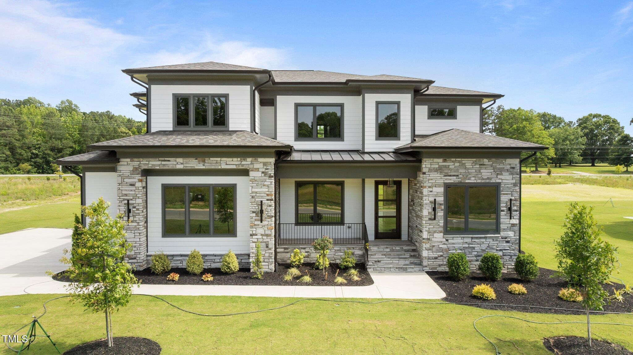 200 Broadleaf Lane