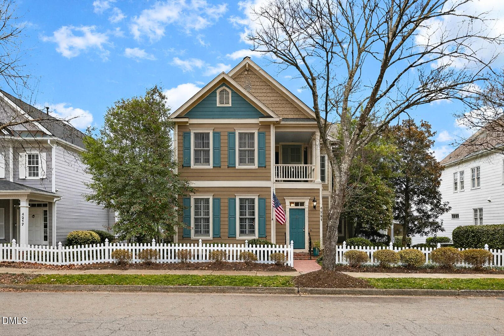 4221 Falls River Avenue