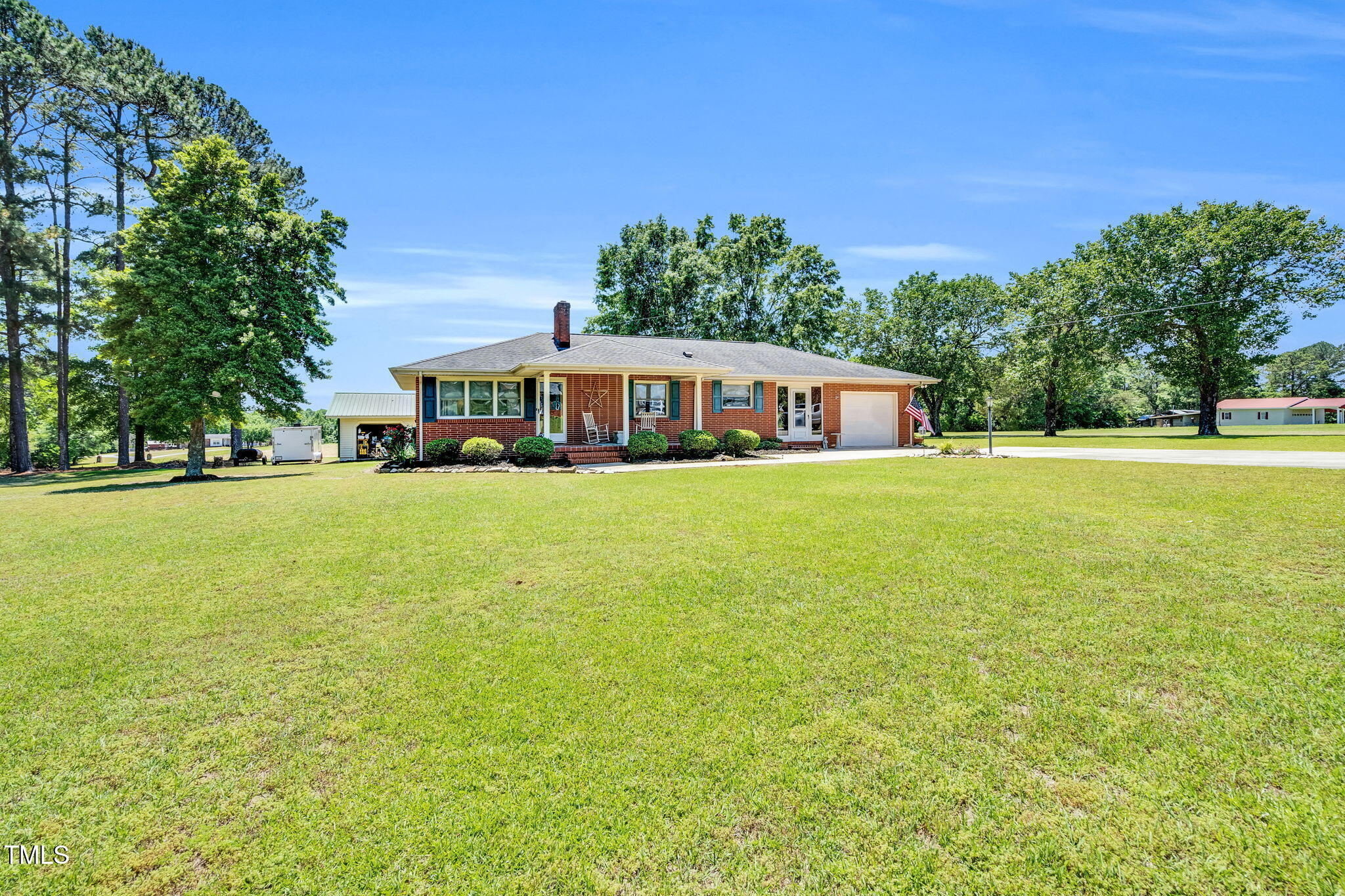 585 Cokesbury Road