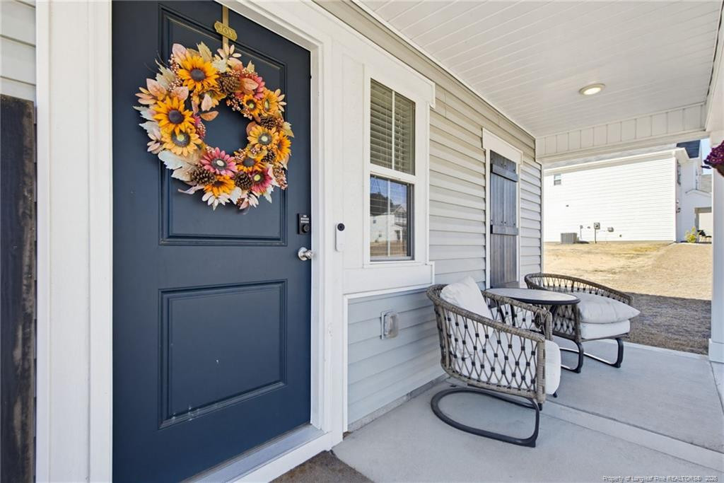 913 Sapphire Stone Lane