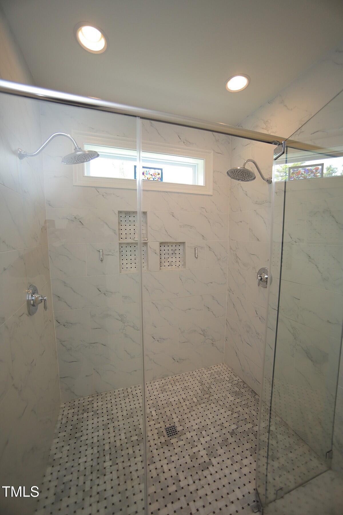 Raleigh, North Carolina 27609, United States, 4 Bedrooms Bedrooms, ,5 BathroomsBathrooms,Residential,Active,147627