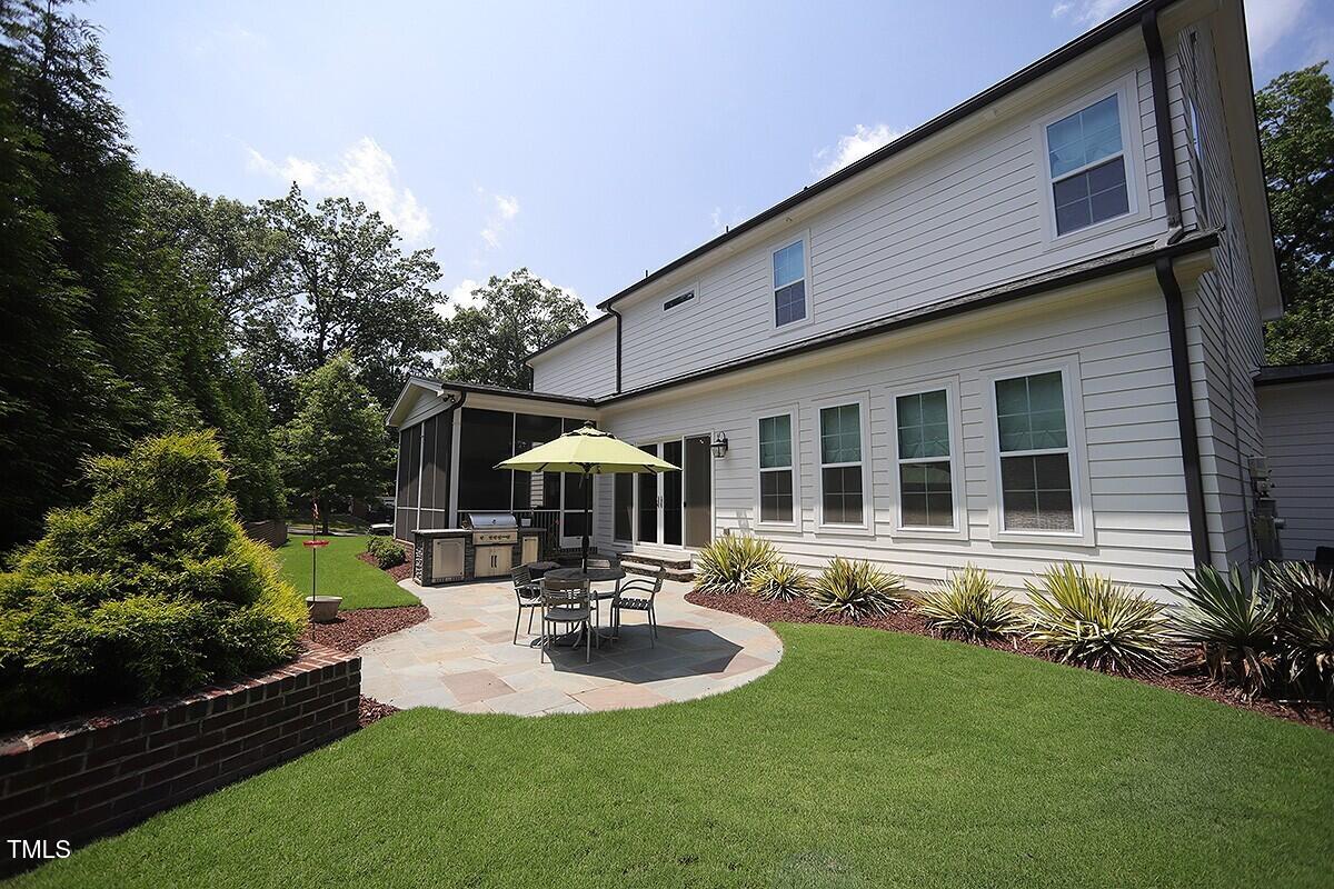 Raleigh, North Carolina 27609, United States, 4 Bedrooms Bedrooms, ,5 BathroomsBathrooms,Residential,Active,147627