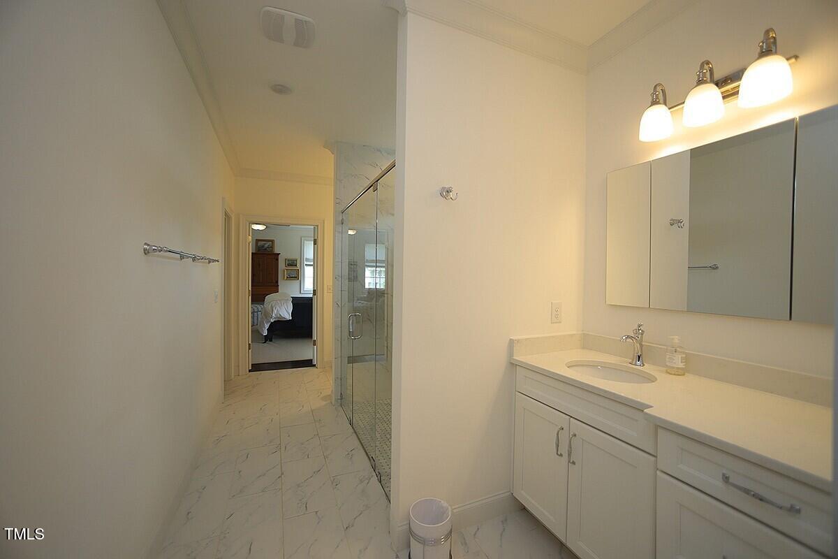 Raleigh, North Carolina 27609, United States, 4 Bedrooms Bedrooms, ,5 BathroomsBathrooms,Residential,Active,147627