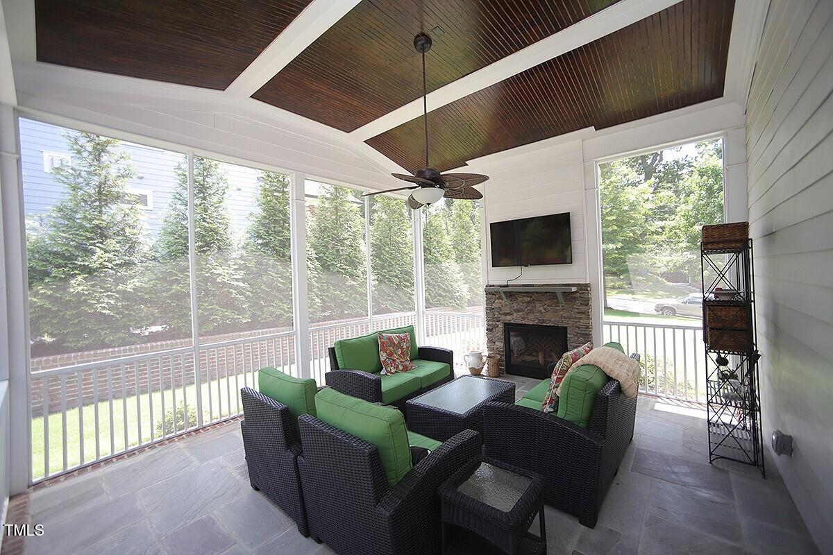 Raleigh, North Carolina 27609, United States, 4 Bedrooms Bedrooms, ,5 BathroomsBathrooms,Residential,Active,147627