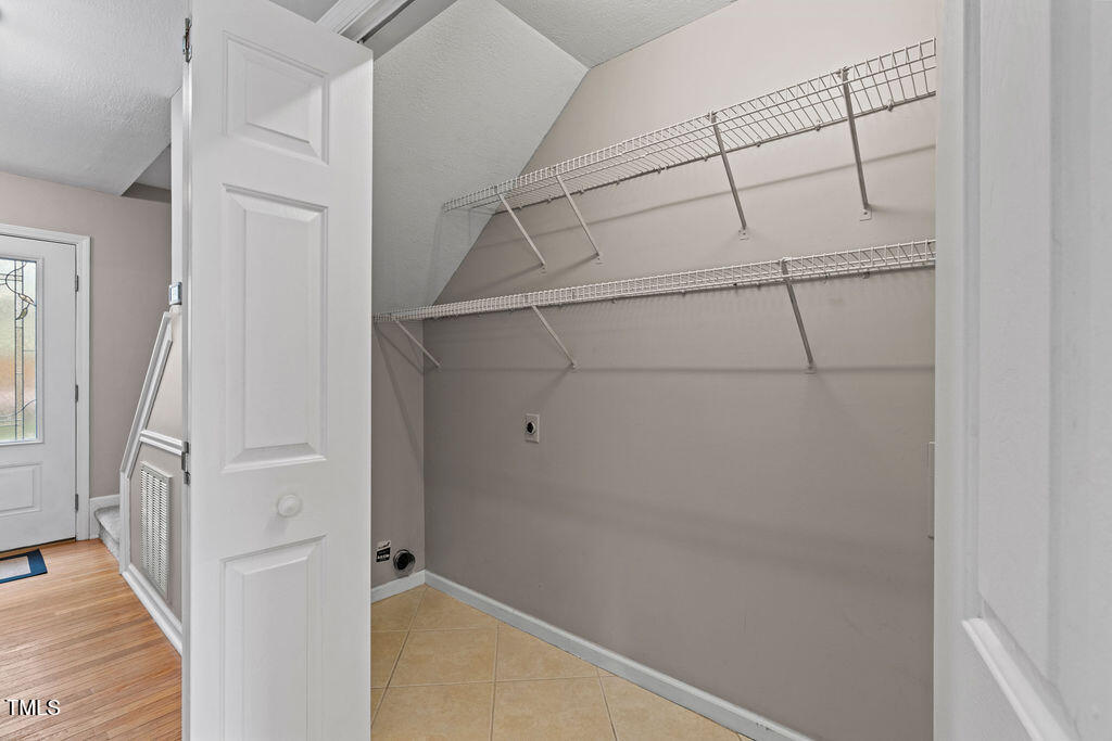 Garner, North Carolina 27529, United States, 3 Bedrooms Bedrooms, ,3 BathroomsBathrooms,Residential,Pending,107564