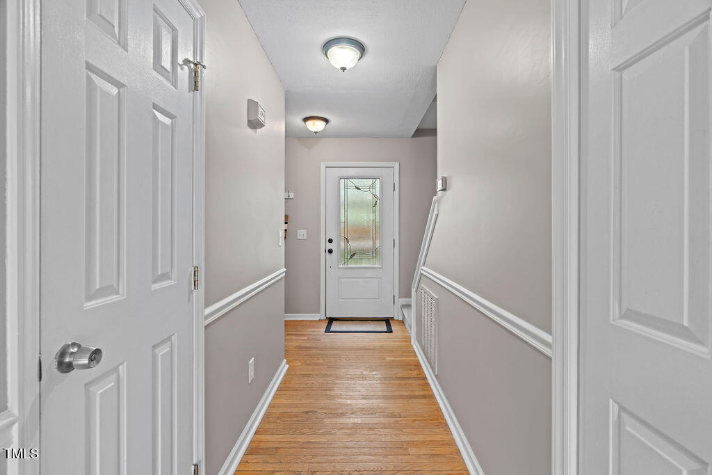 Garner, North Carolina 27529, United States, 3 Bedrooms Bedrooms, ,3 BathroomsBathrooms,Residential,Pending,107564