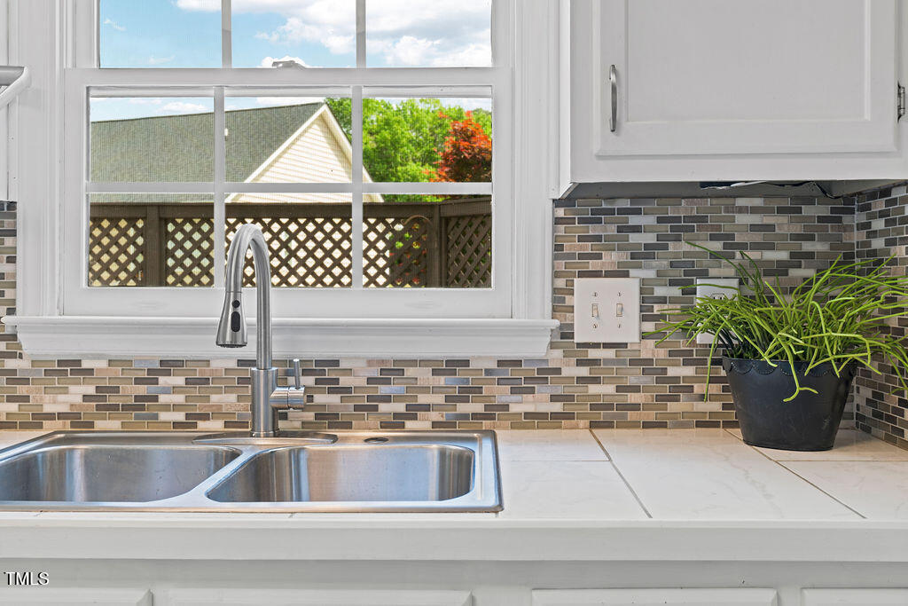 Garner, North Carolina 27529, United States, 3 Bedrooms Bedrooms, ,3 BathroomsBathrooms,Residential,Pending,107564