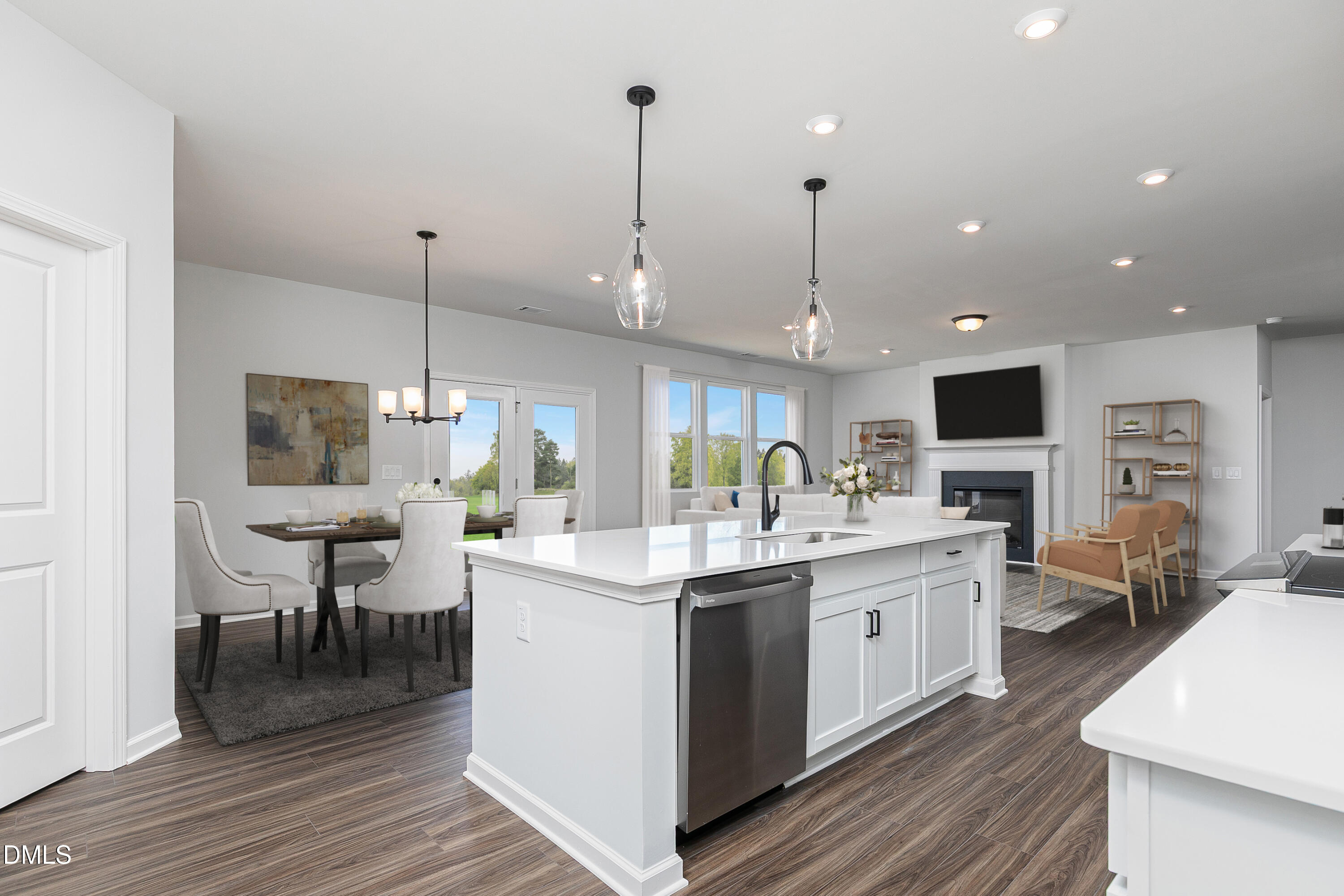 306 Macon Lake Drive