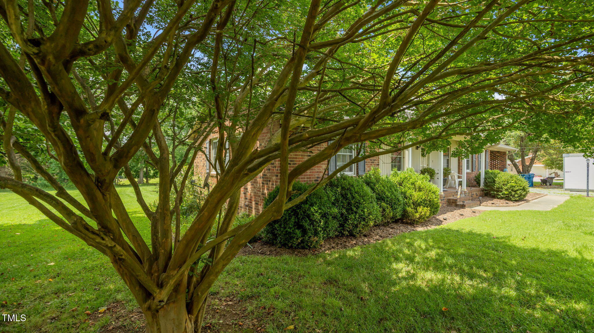 800 Woodard Drive