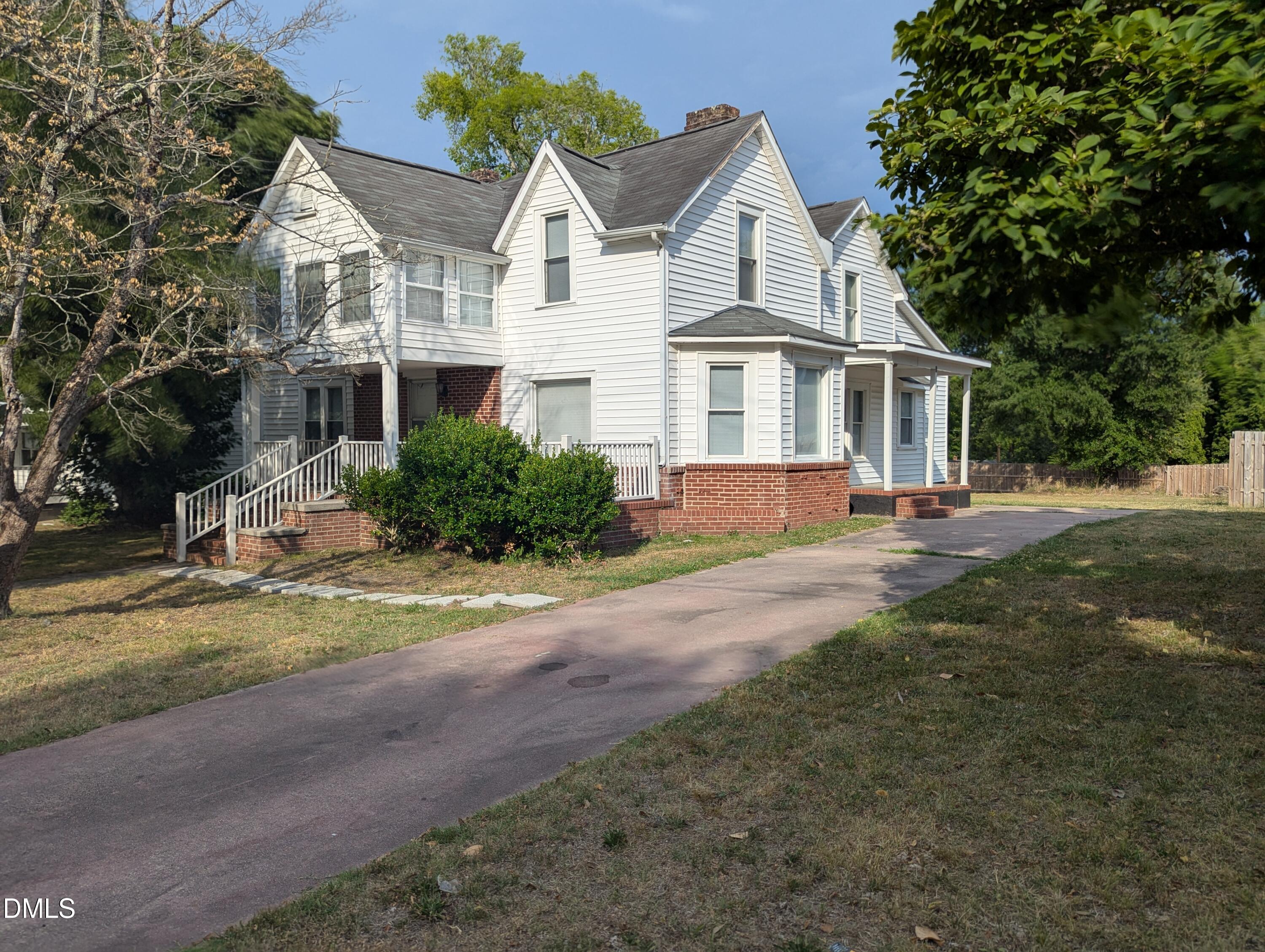 910 S Main Street S