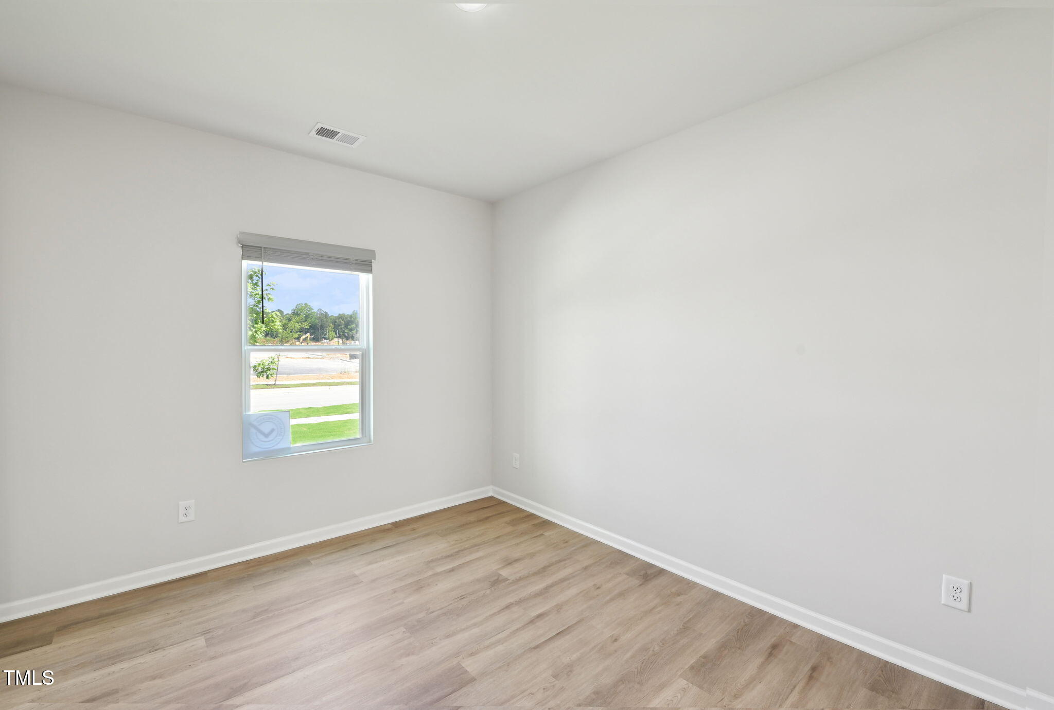 1232 Whitespire Way