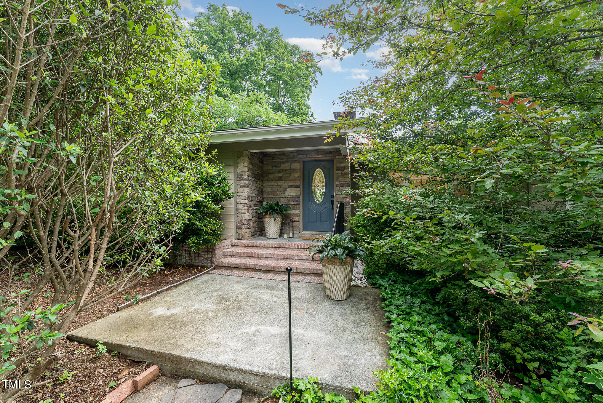 4832 Brookhaven Drive