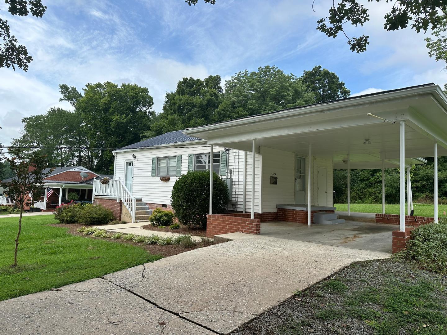 110 White Oak Drive