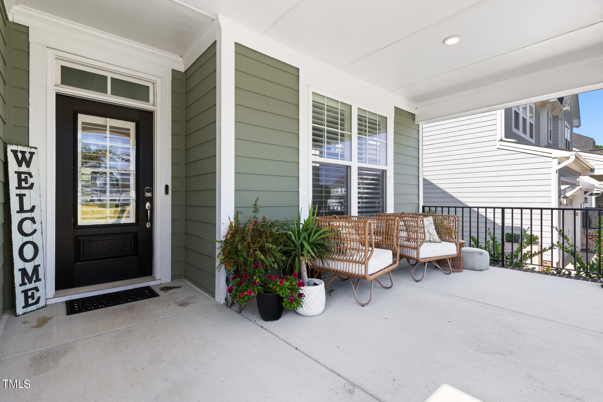 296 Two Creeks Lp