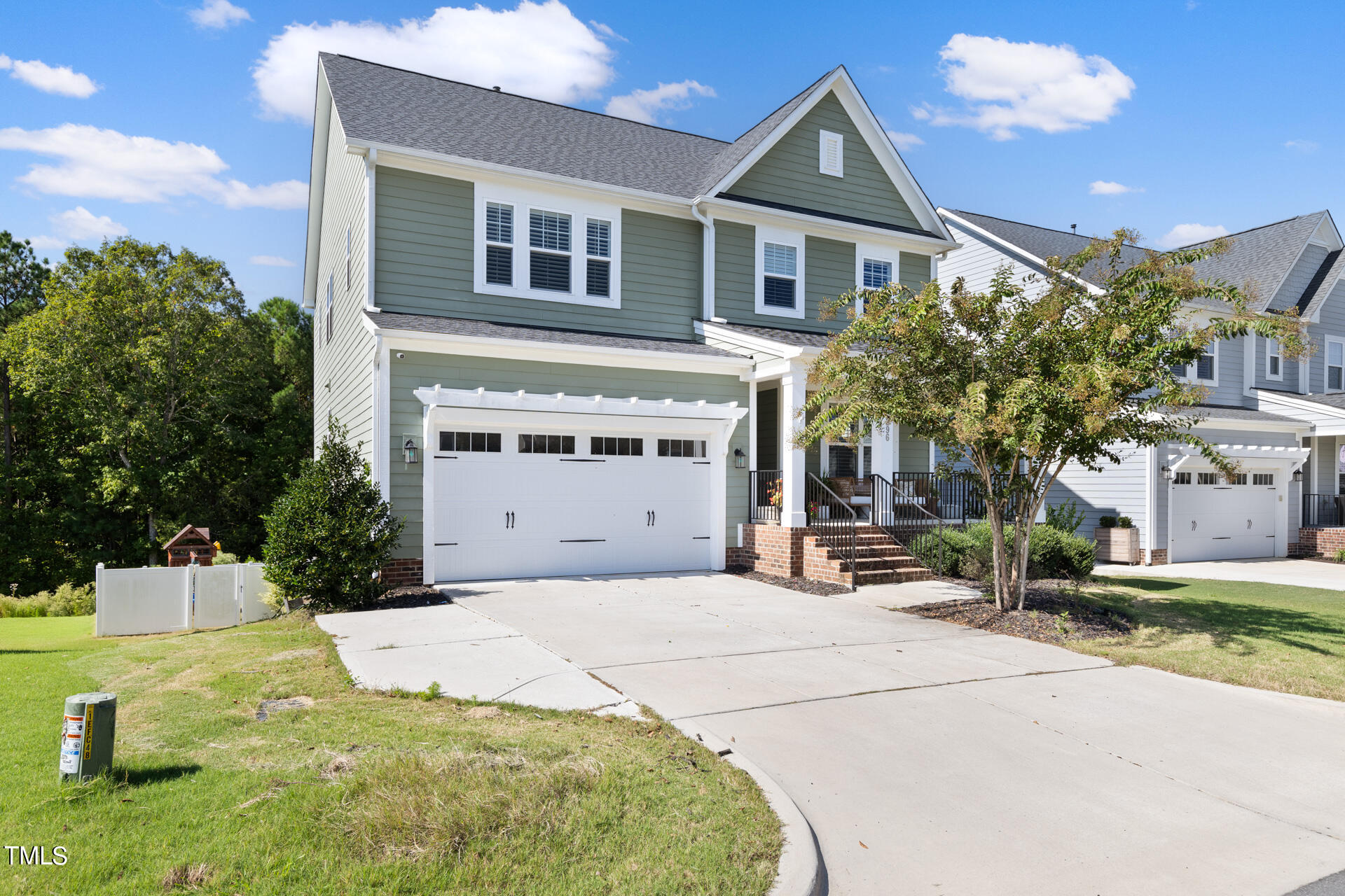 296 Two Creeks Lp