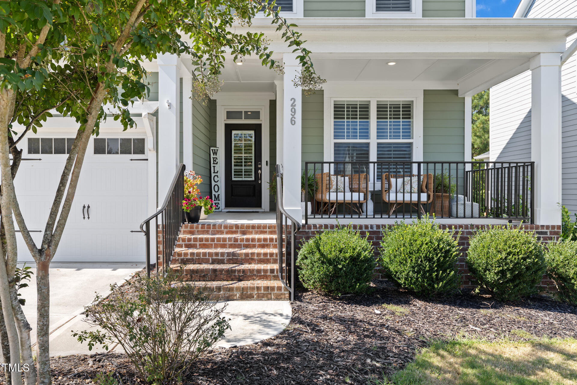 296 Two Creeks Lp