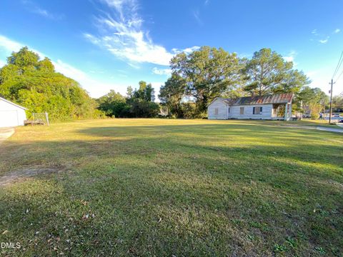 207 Fairview Avenue SW Wilson NC 27893
