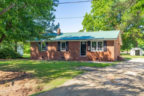 Single Family Residence in Newton Grove NC 971 Maxton  Bass Road.jpg