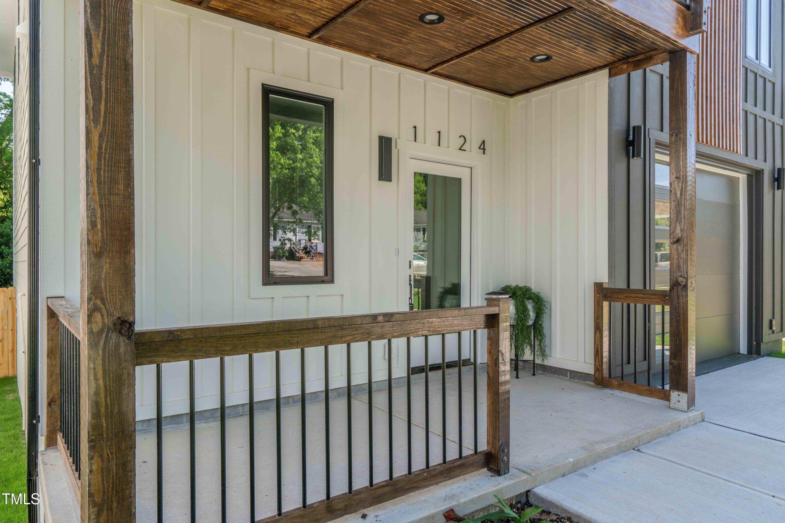 1124 Upchurch Street