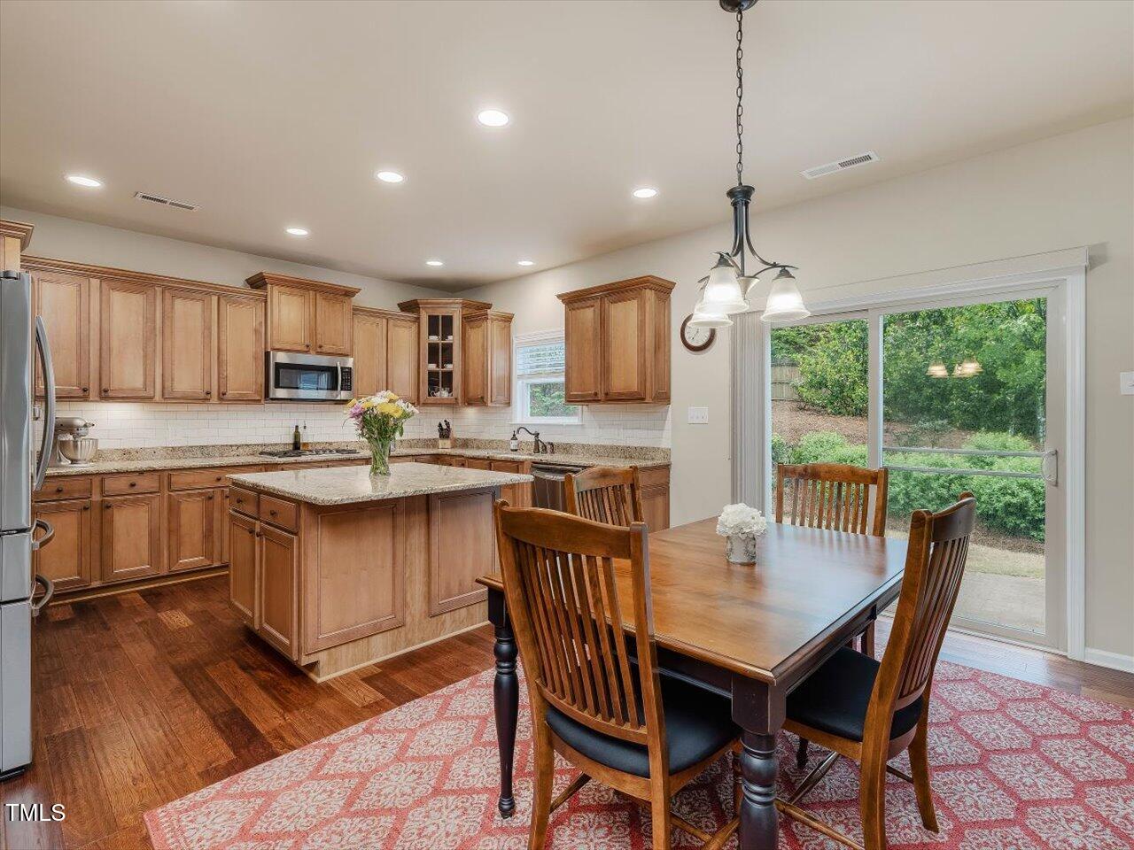 2125 Toad Hollow Trail