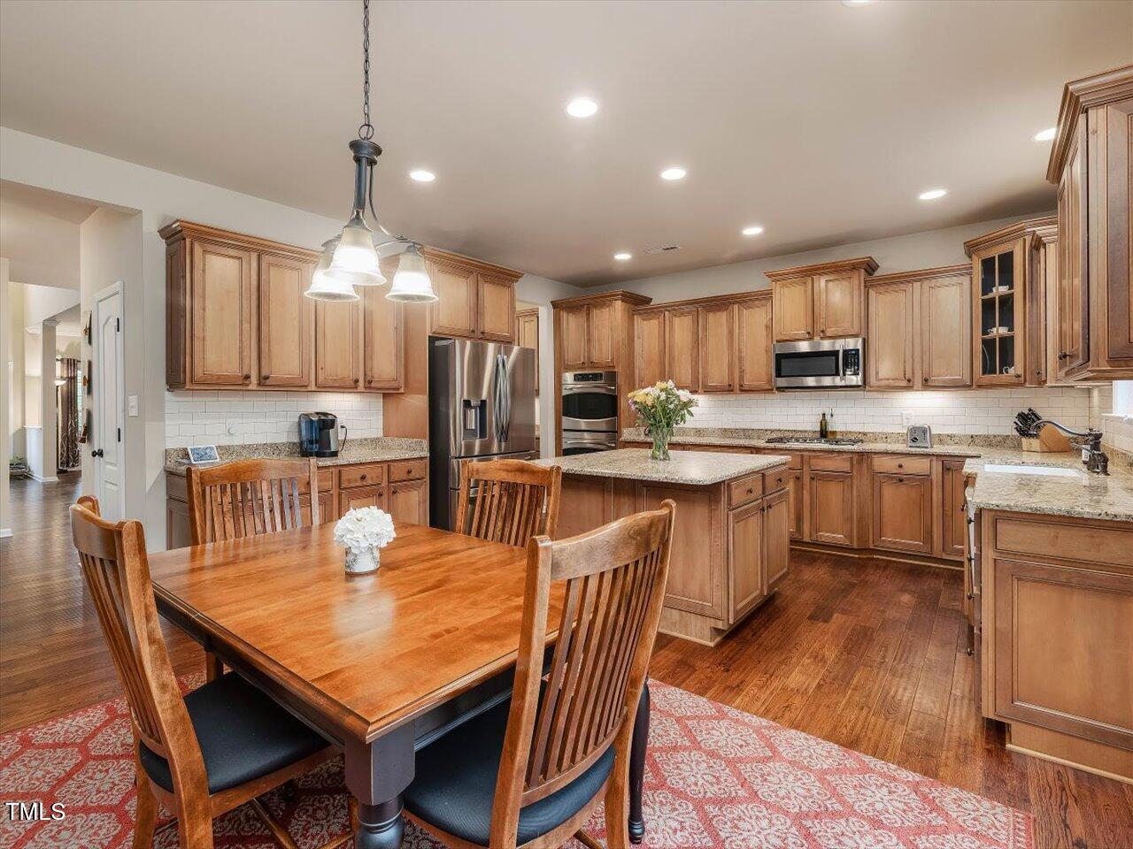 2125 Toad Hollow Trail