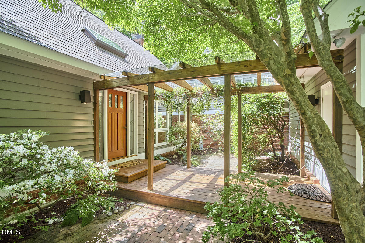 124 Steeplechase Road
