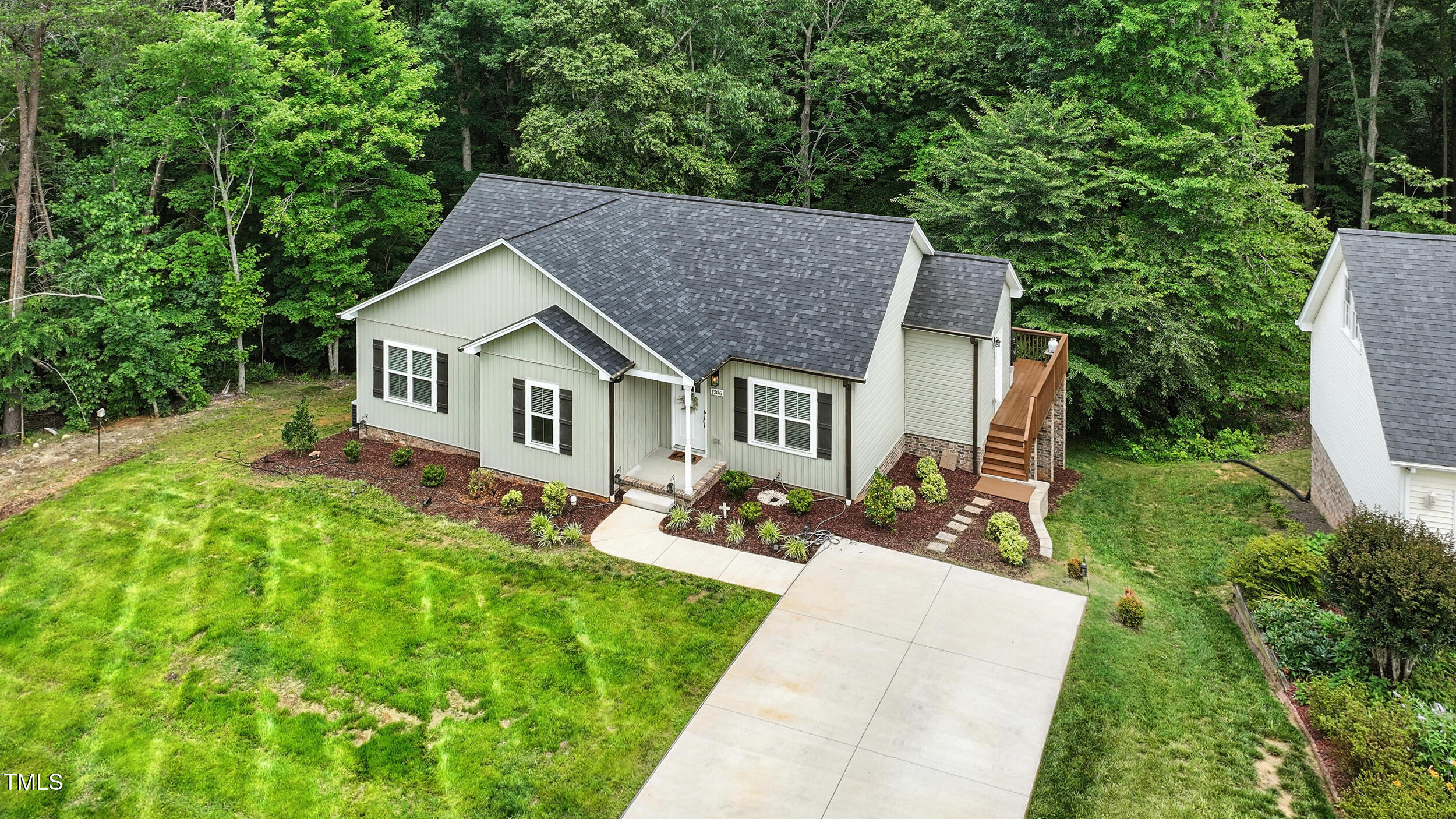 1206 Deerfield Drive