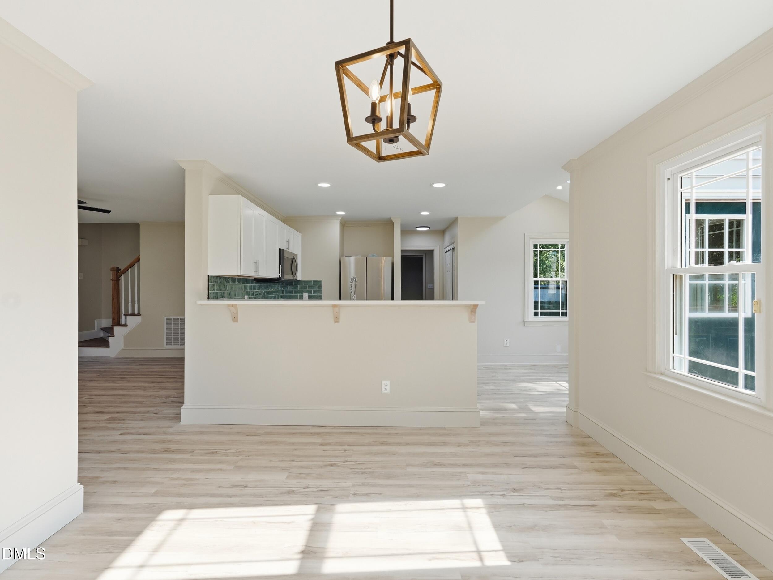 619 Commander Drive