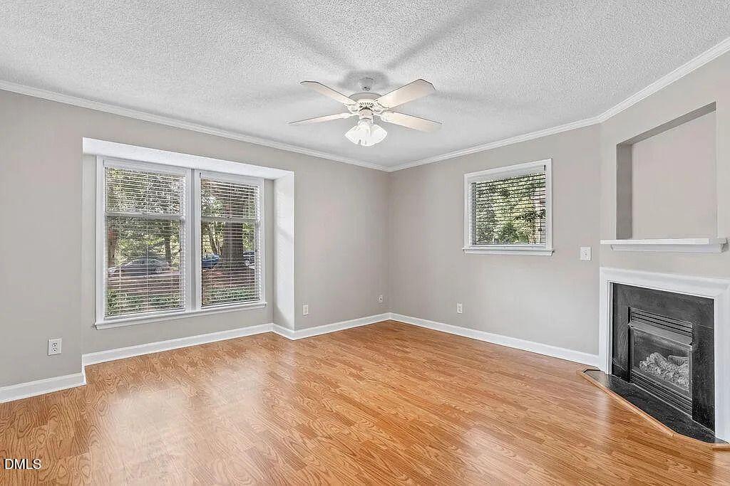 1200 Westview Lane 101