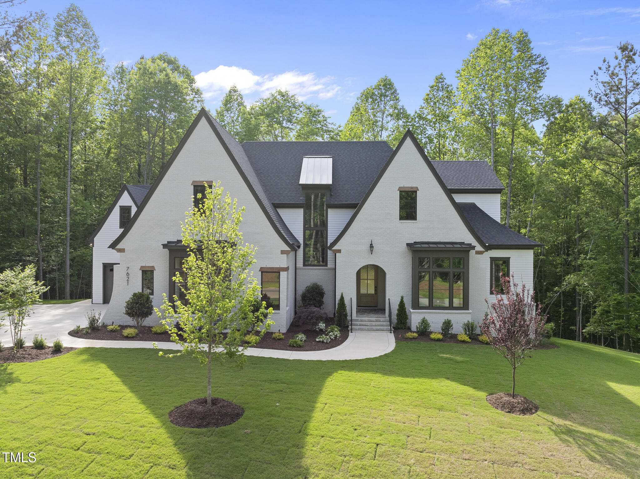 7621 Falls Creek Lane