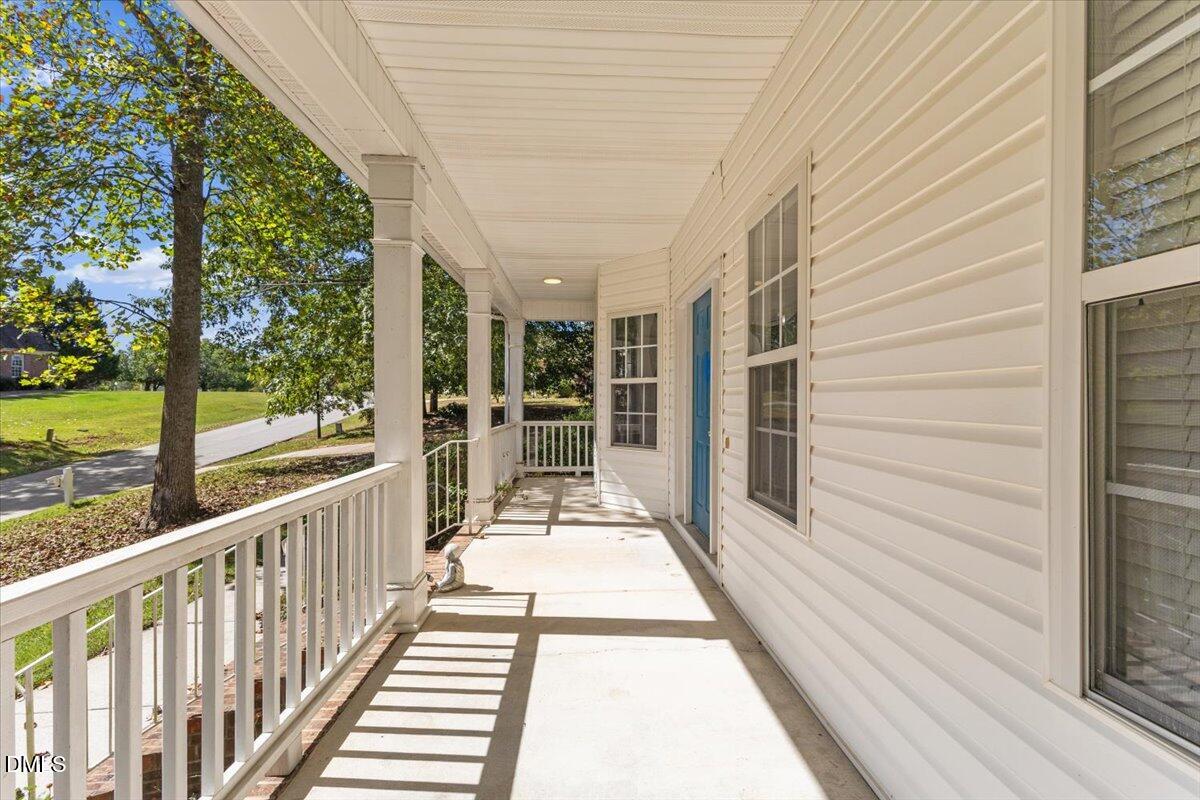 117 Lake Point Drive