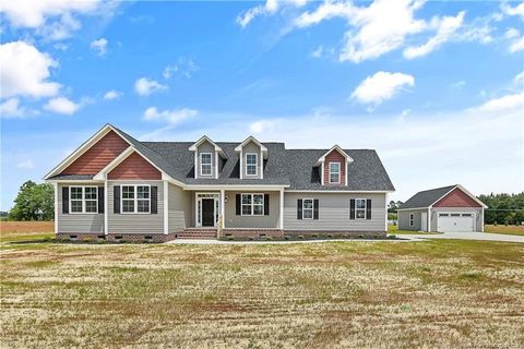 Property photo of 3018 Dinwiddle Drive, Wade, NC 28395