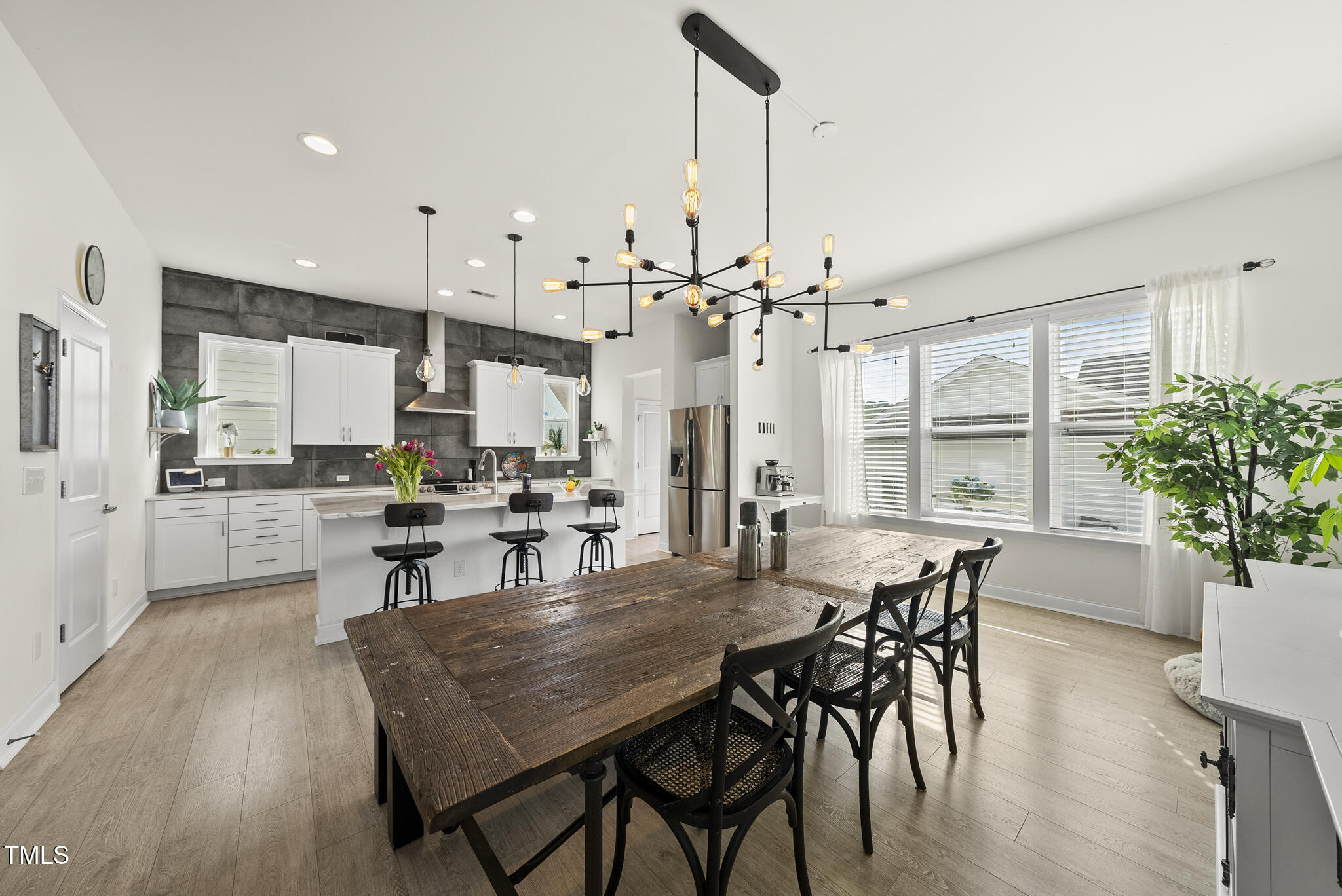 Wake Forest, North Carolina 27587, United States, 4 Bedrooms Bedrooms, ,4 BathroomsBathrooms,Residential,Pending,122711