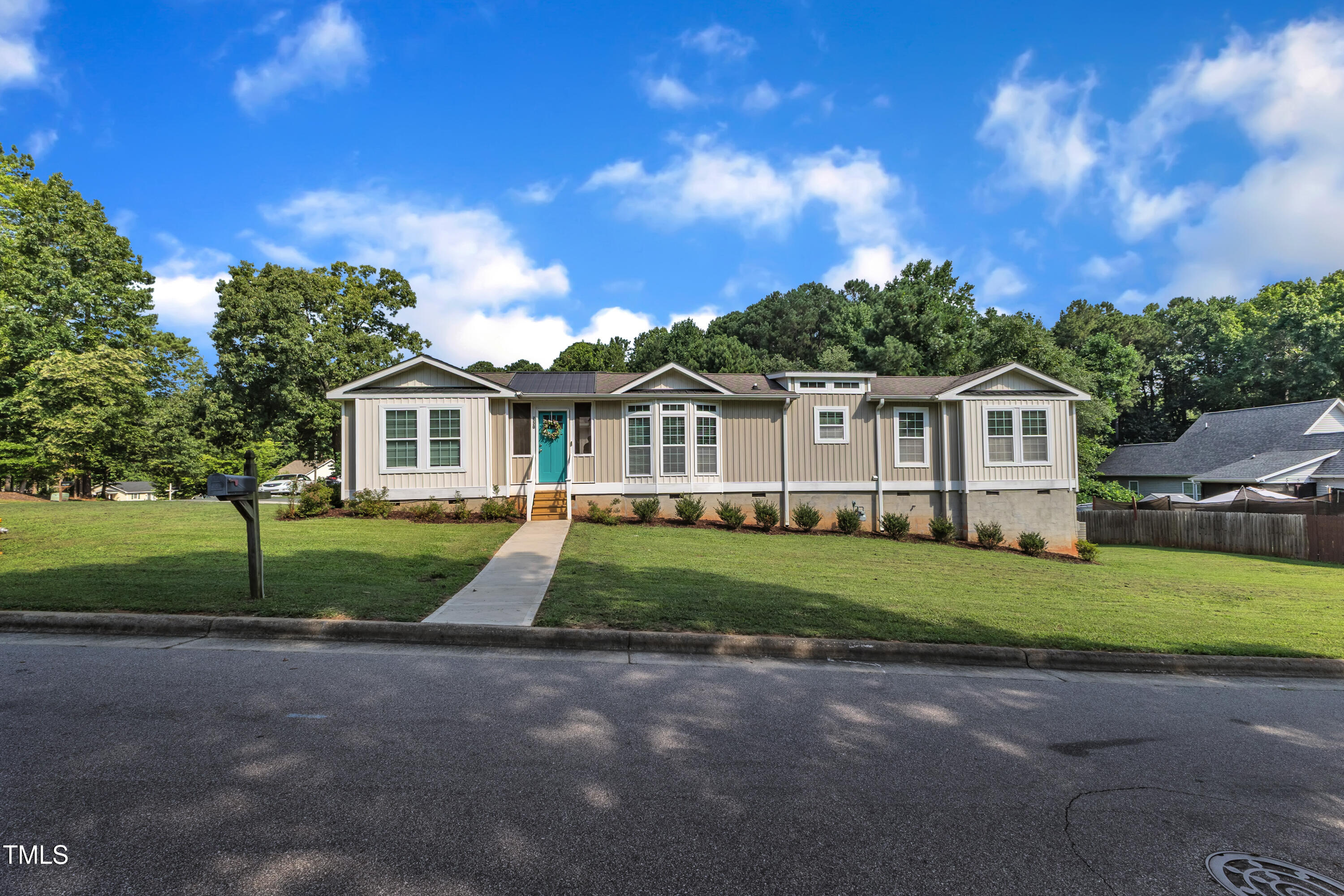 2220 Hoot Owl Court