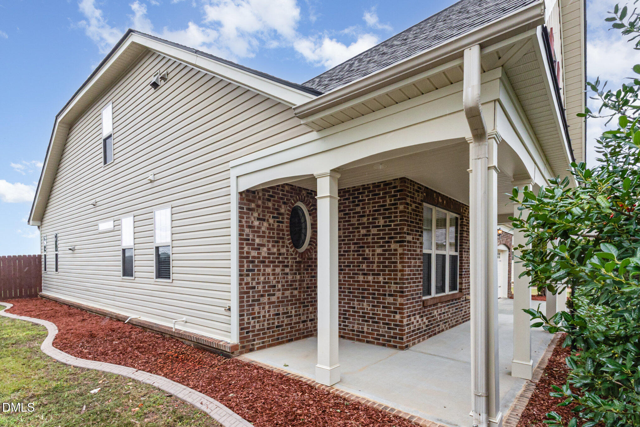 1027 Finley Point Place