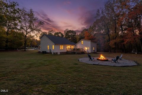 195 Woodcroft Drive Youngsville NC 27596