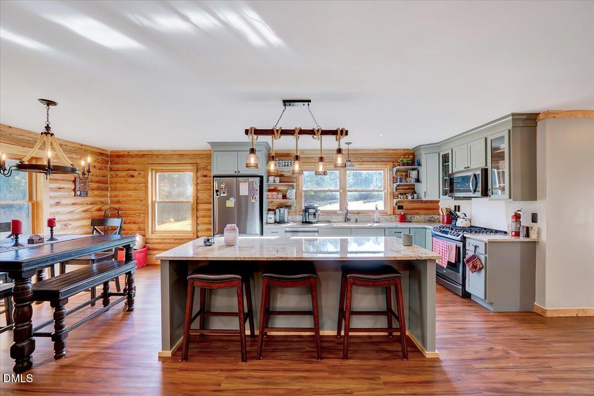 8545 Grassy Creek Road