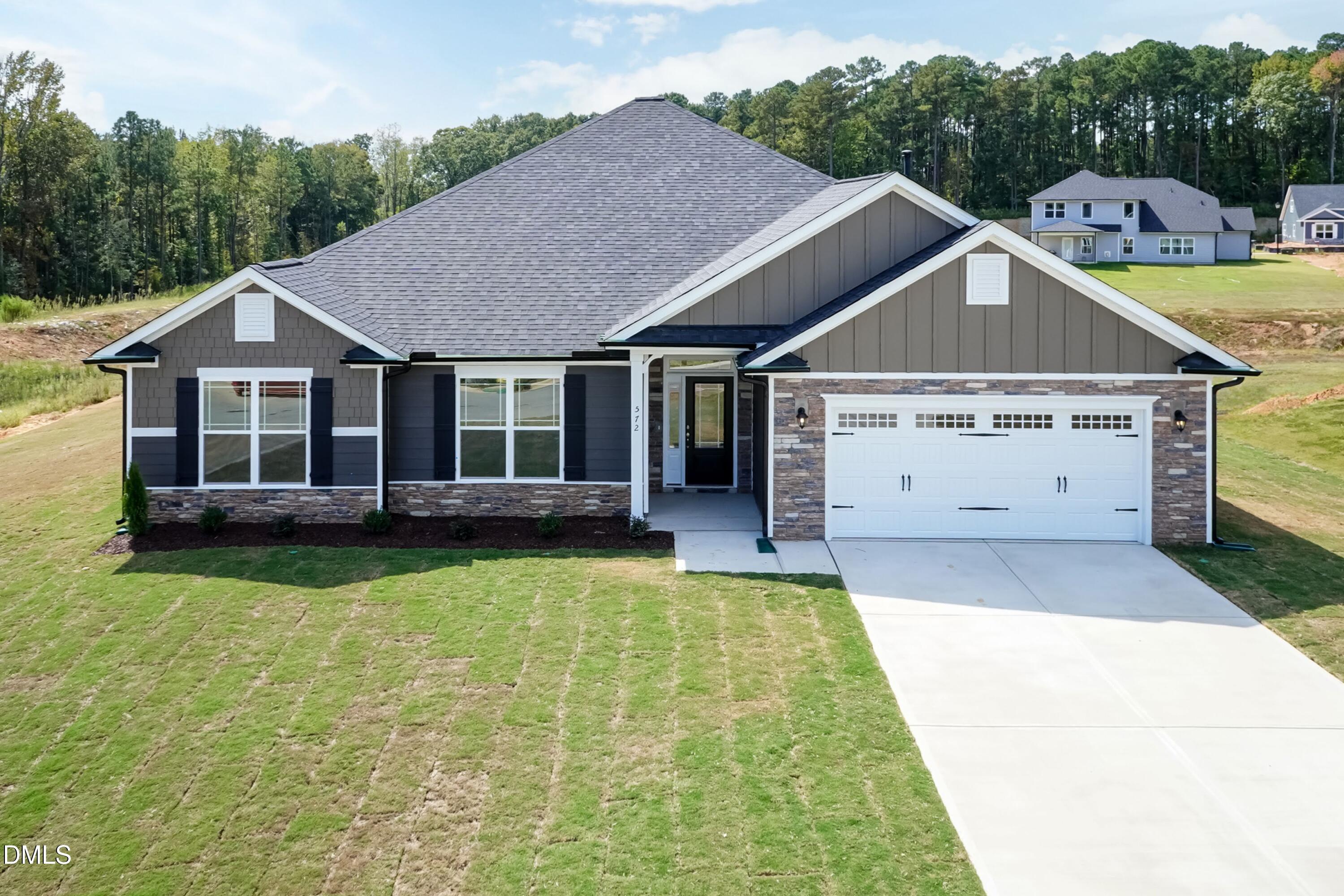 572 Glenkirk Place