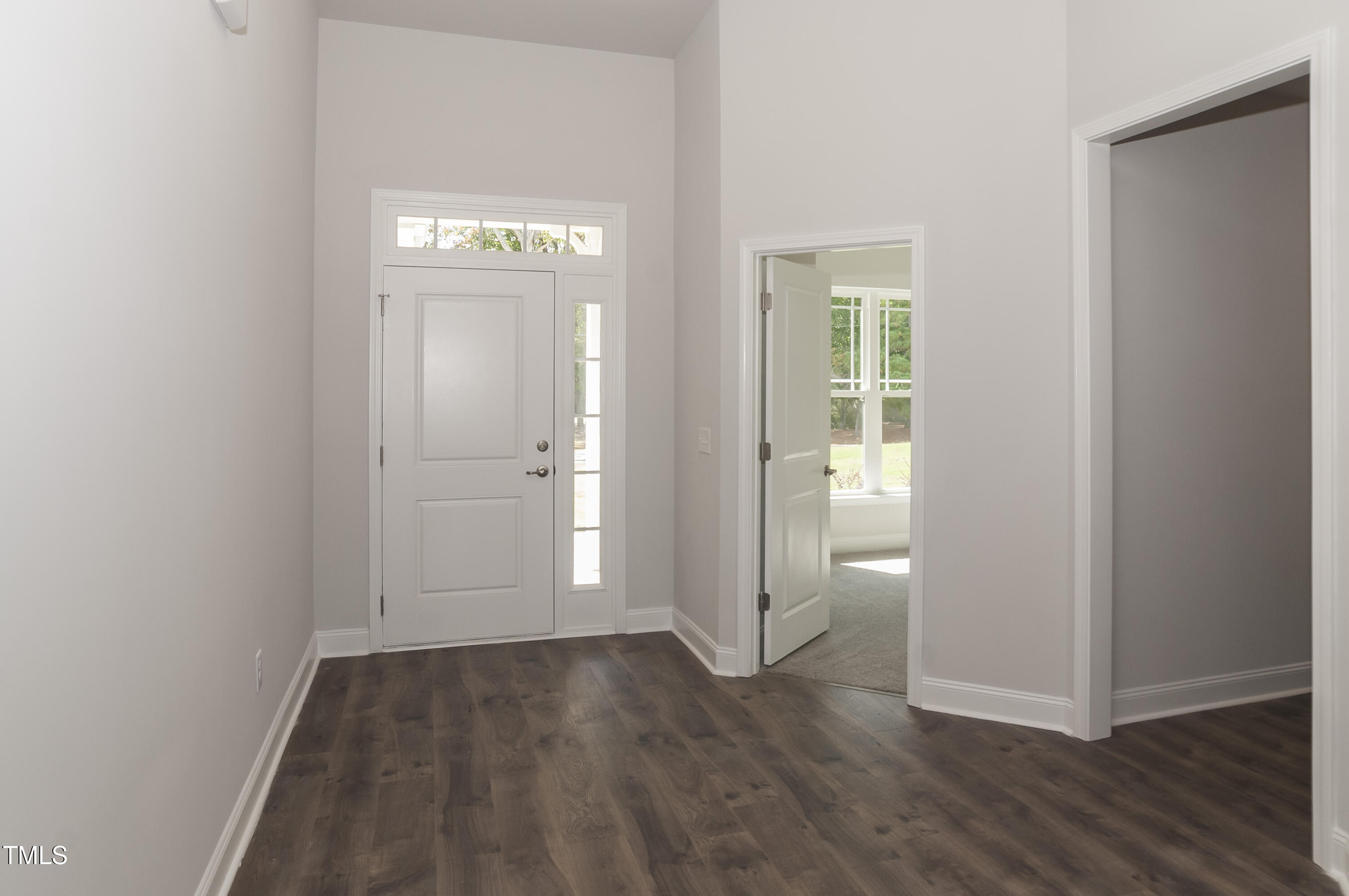 572 Glenkirk Place